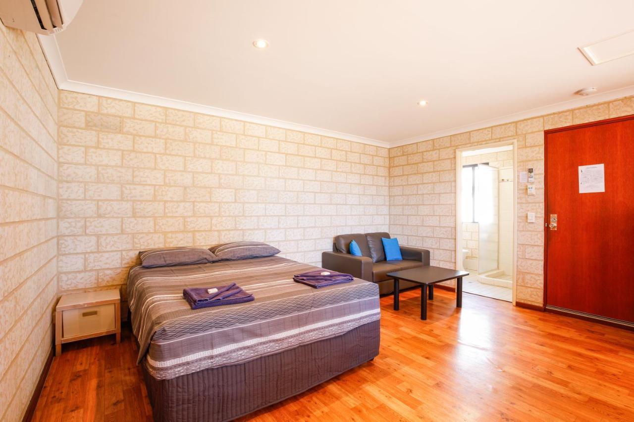 Kalbarri Tudor Holiday Park מראה חיצוני תמונה
