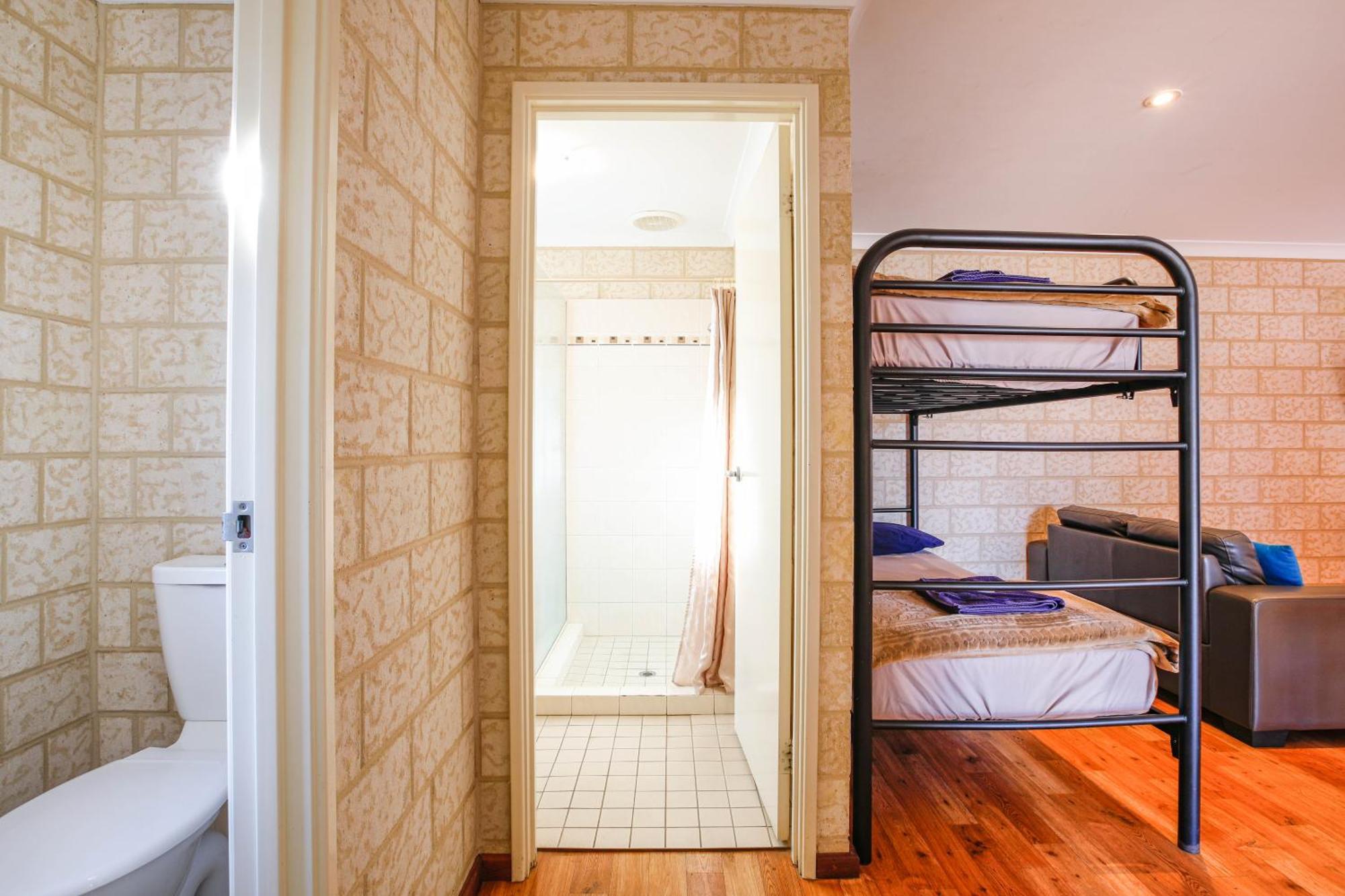 Kalbarri Tudor Holiday Park מראה חיצוני תמונה